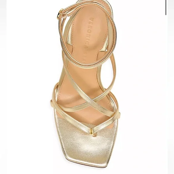 Veronica Beard
Abriella Metallic Leather Strappy Sandals - Picture 5 of 6